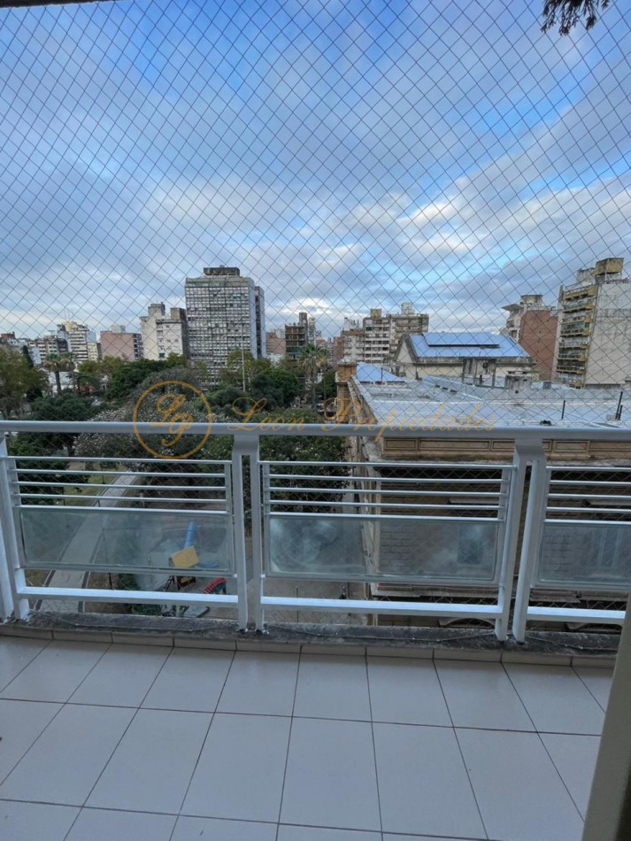 CORRIENTES Y MENDOZA (2 DORMITORIOS CON BALCON AL FRENTE) OPCION AMUEBLADO
